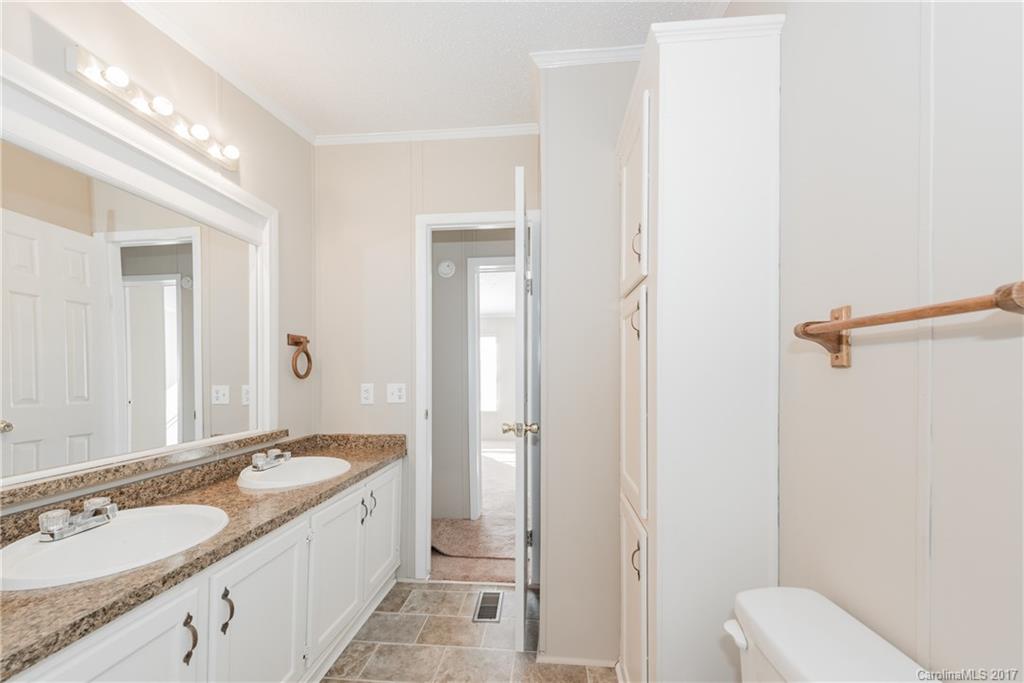 4010 Hoodtown Road Sharon, SC 29742 - Photo 18 of 24