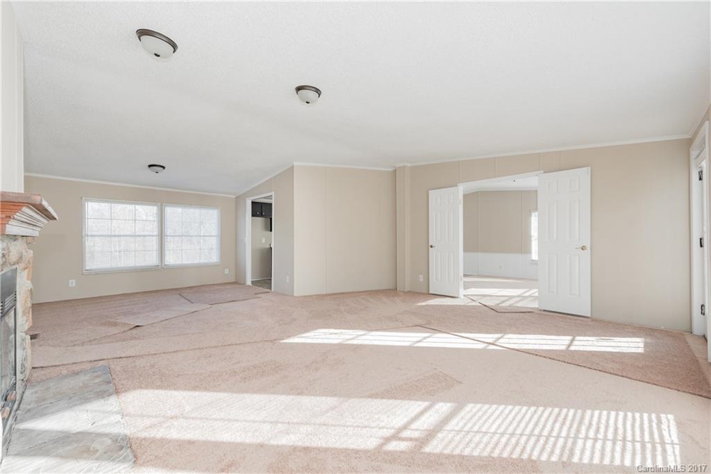 4010 Hoodtown Road Sharon, SC 29742 - Photo 3 of 24