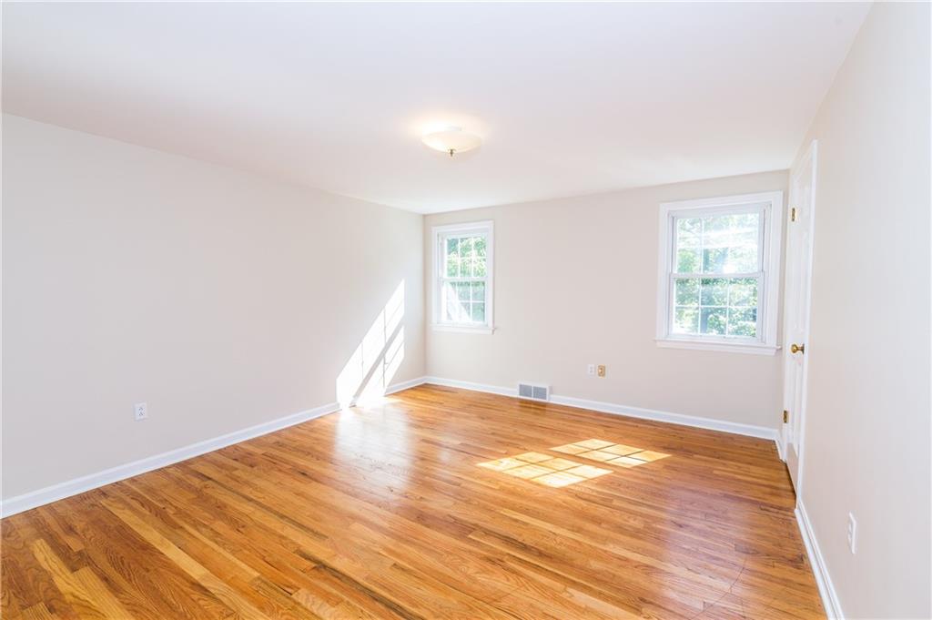 26 Easton Road Pittsburgh, PA 15238 - Photo 16 of 25 Gallery Image 16