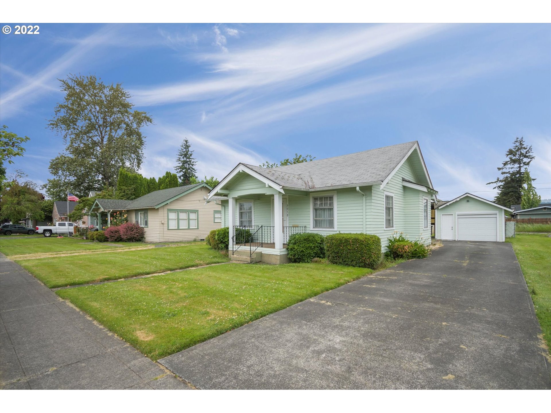 3018 Dover Street Longview, WA 98632 - Photo 1 of 22 Gallery Image 1