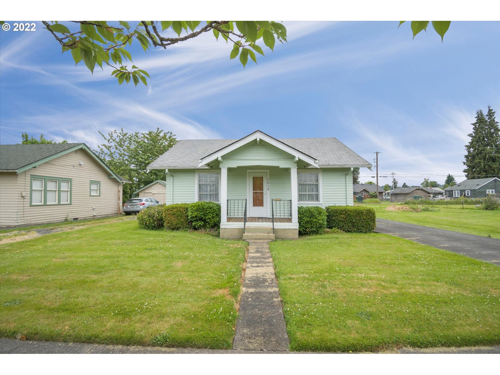 3018 Dover Street Longview, WA 98632 - Photo 3 of 22 Gallery Image 3