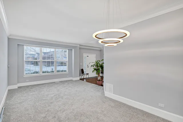 $574,500 | 629 Waterford Lane, South Elgin, IL 60177