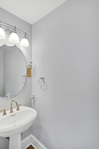 $574,500 | 629 Waterford Lane, South Elgin, IL 60177