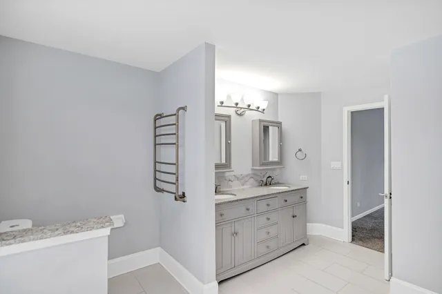 $574,500 | 629 Waterford Lane, South Elgin, IL 60177