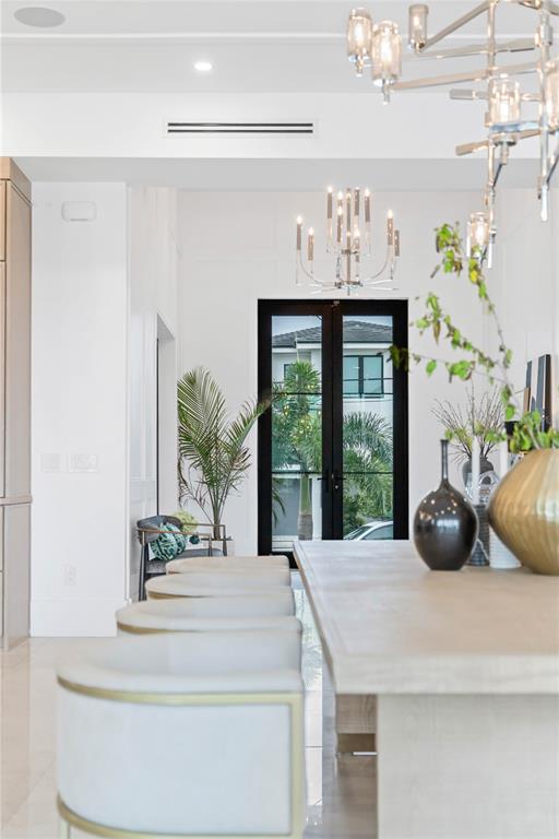 4923 West San Rafael Street Tampa, FL 33629 - Photo 43 of 70 a view of bathroom with a potted plant