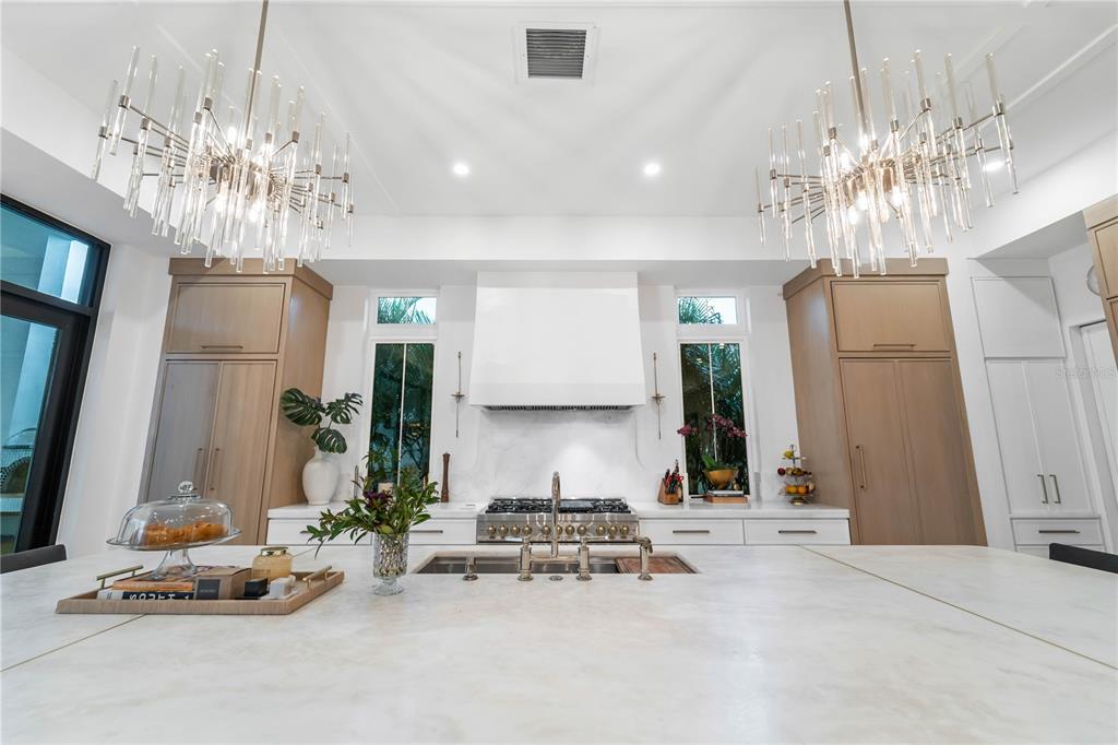 4923 West San Rafael Street Tampa, FL 33629 - Photo 56 of 70 a view of a lobby with a chandelier and living room view