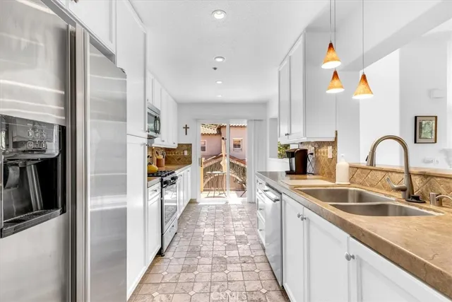 $4,700 | 4 Veroli Court, Newport Coast, CA 92657