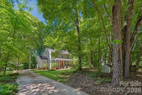 $435,500 | 14004 Maple Hollow Lane, Mint Hill, NC 28227