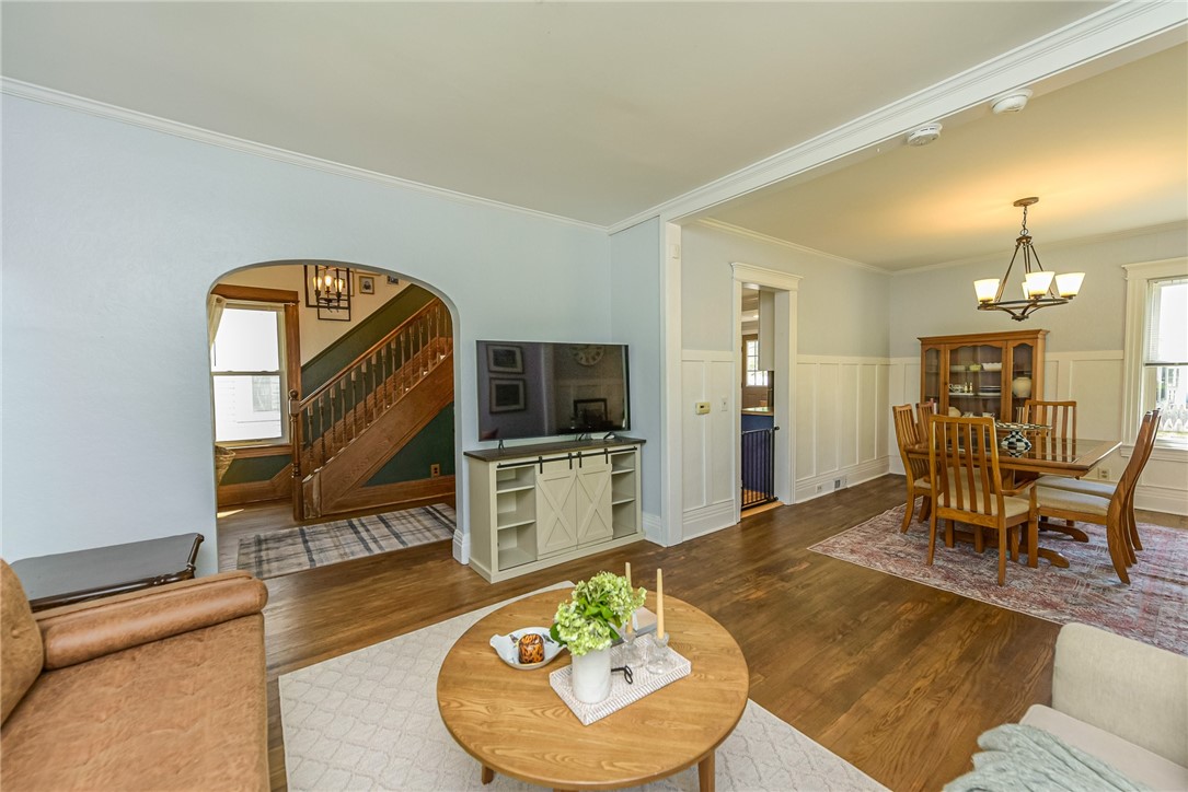 107 Parkside Avenue Rochester, NY 14609 - Photo 15 of 37
