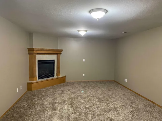 $225,000 | 744 East Greenwood Court, Haysville, KS 67060