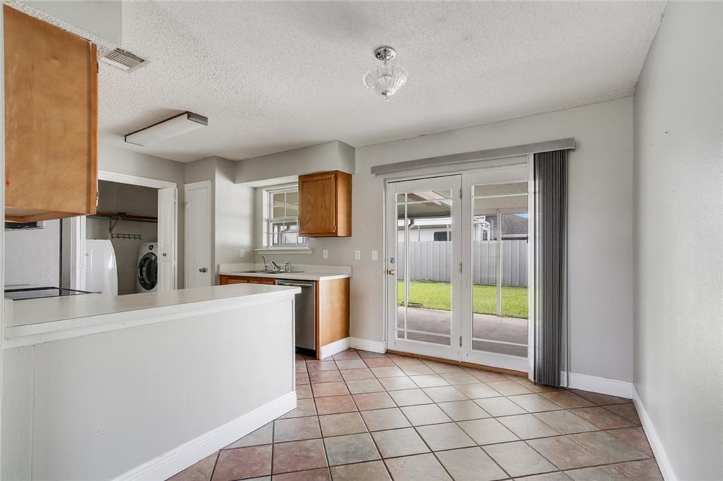 2557 Rue Jesann Marrero, LA 70072 - Photo 5 of 15 Gallery Image 5