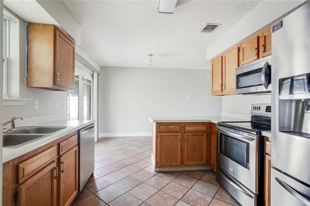 2557 Rue Jesann Marrero, LA 70072 - Photo 7 of 15 Gallery Image 7