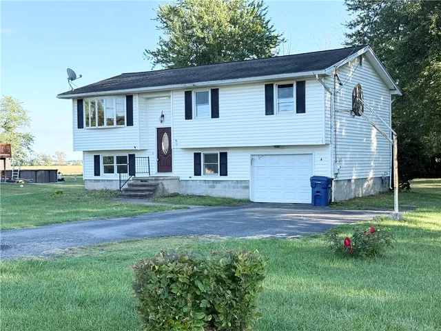 $155,000 | 10 Peterman Road, Seneca Falls, NY 13148