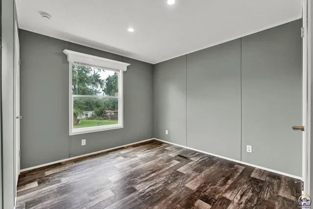 $52,000 | 3770 Park Drive, Unit C16, Meriden, KS 66512