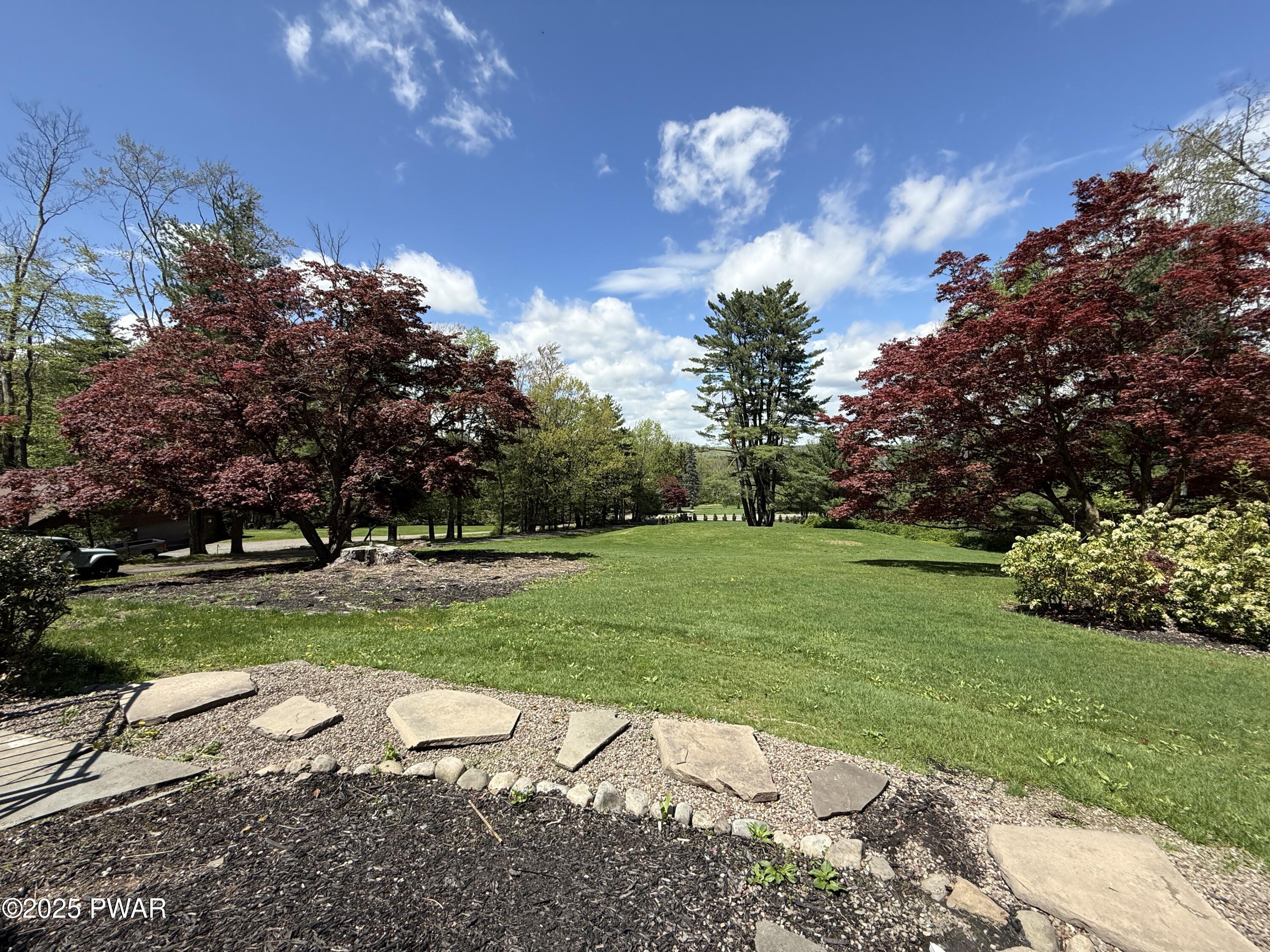 526 Highway 507 Paupack, PA 18451 - Photo 7 of 76