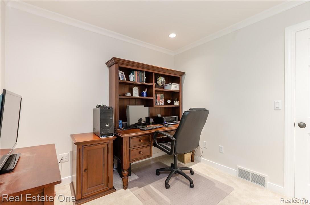8925 North Ridge Road Plymouth, MI 48170 - Photo 28 of 52 Bed room (used as an office)
