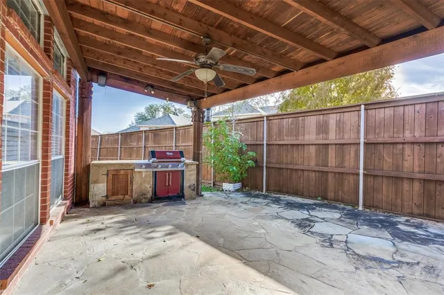 a view of porch with a backyard