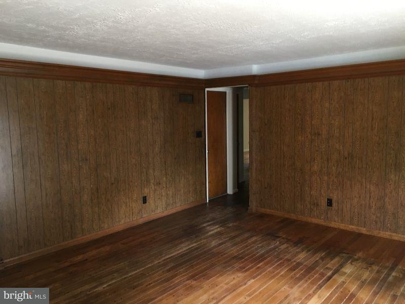 2660 Carnegie Road York, PA 17402 - Photo 14 of 28 Gallery Image 14