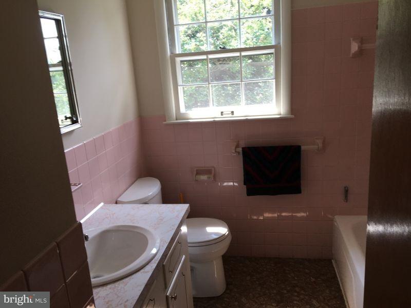 2660 Carnegie Road York, PA 17402 - Photo 17 of 28 Gallery Image 17
