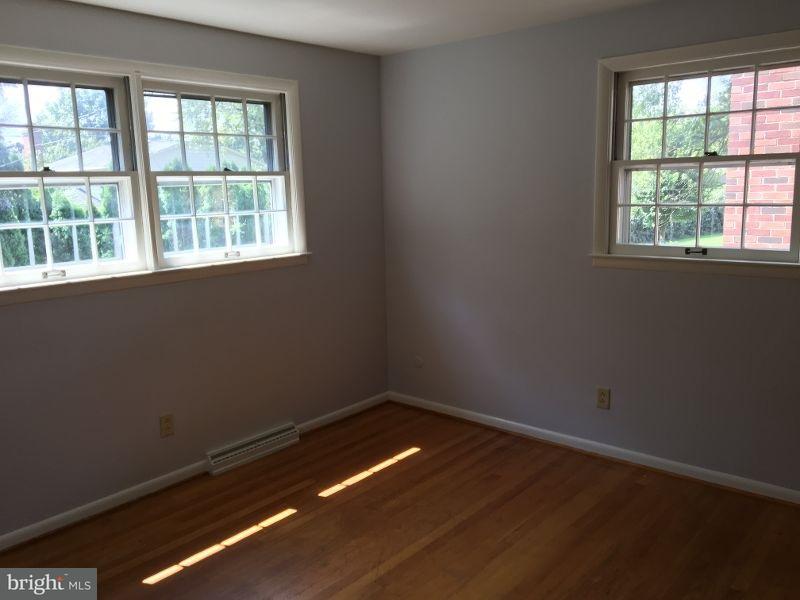 2660 Carnegie Road York, PA 17402 - Photo 19 of 28 Gallery Image 19