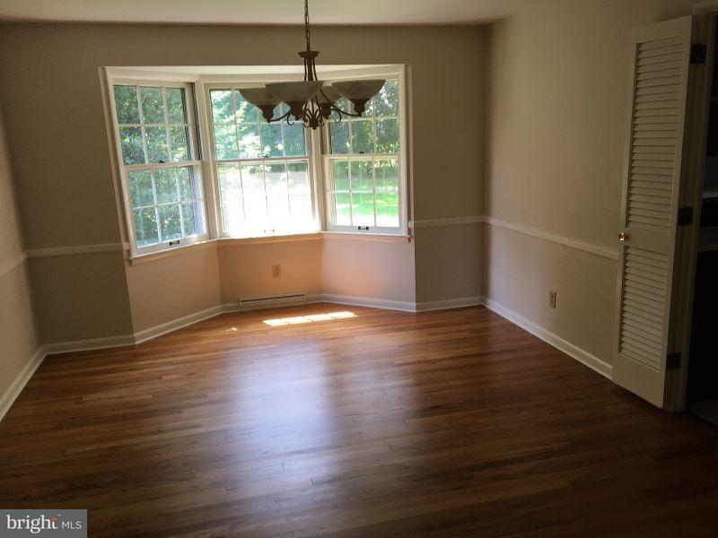 2660 Carnegie Road York, PA 17402 - Photo 5 of 28 Gallery Image 5