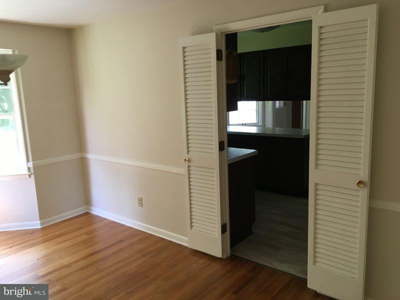 2660 Carnegie Road York, PA 17402 - Photo 6 of 28 Gallery Image 6