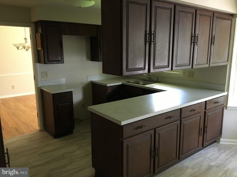 2660 Carnegie Road York, PA 17402 - Photo 9 of 28 Gallery Image 9
