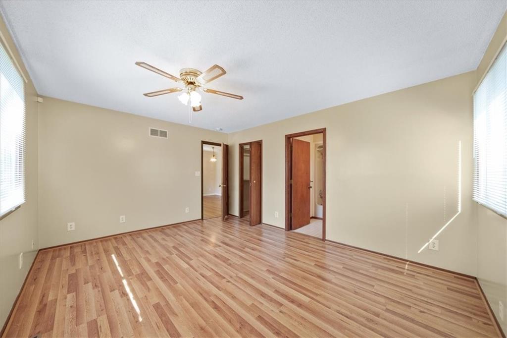 4924 Mission Road Roeland Park, KS 66205 - Photo 15 of 25