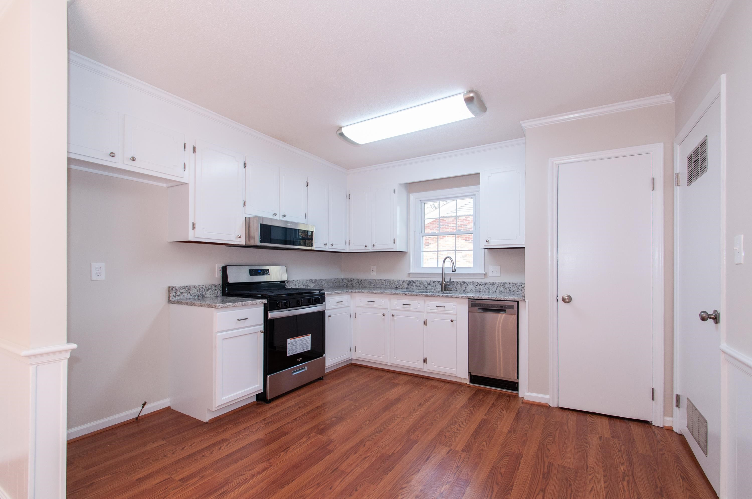 2900 Dunsinane Court Raleigh, NC 27604 - Photo 19 of 40 Kitchen