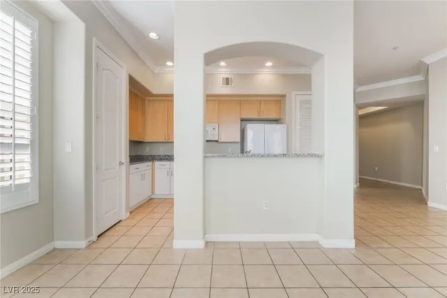 $1,595 | 50 East Serene Avenue, Unit 324, Las Vegas, NV 89123