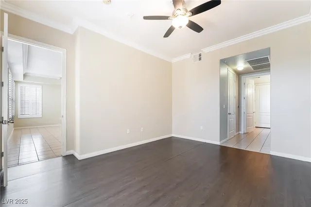 $1,595 | 50 East Serene Avenue, Unit 324, Las Vegas, NV 89123