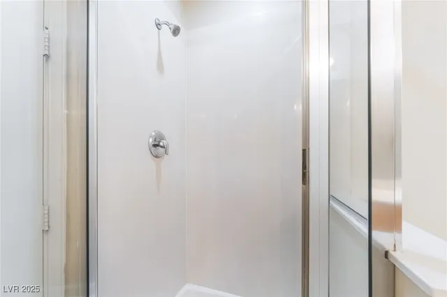 $1,595 | 50 East Serene Avenue, Unit 324, Las Vegas, NV 89123