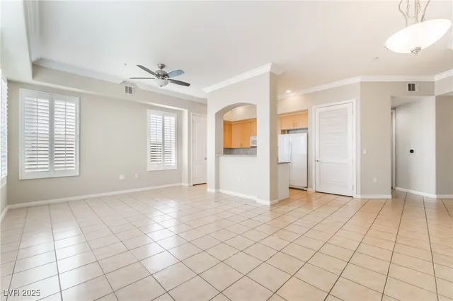 $1,595 | 50 East Serene Avenue, Unit 324, Las Vegas, NV 89123