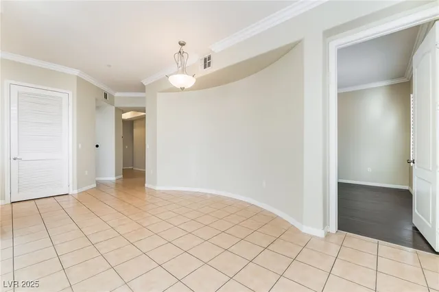 $1,595 | 50 East Serene Avenue, Unit 324, Las Vegas, NV 89123