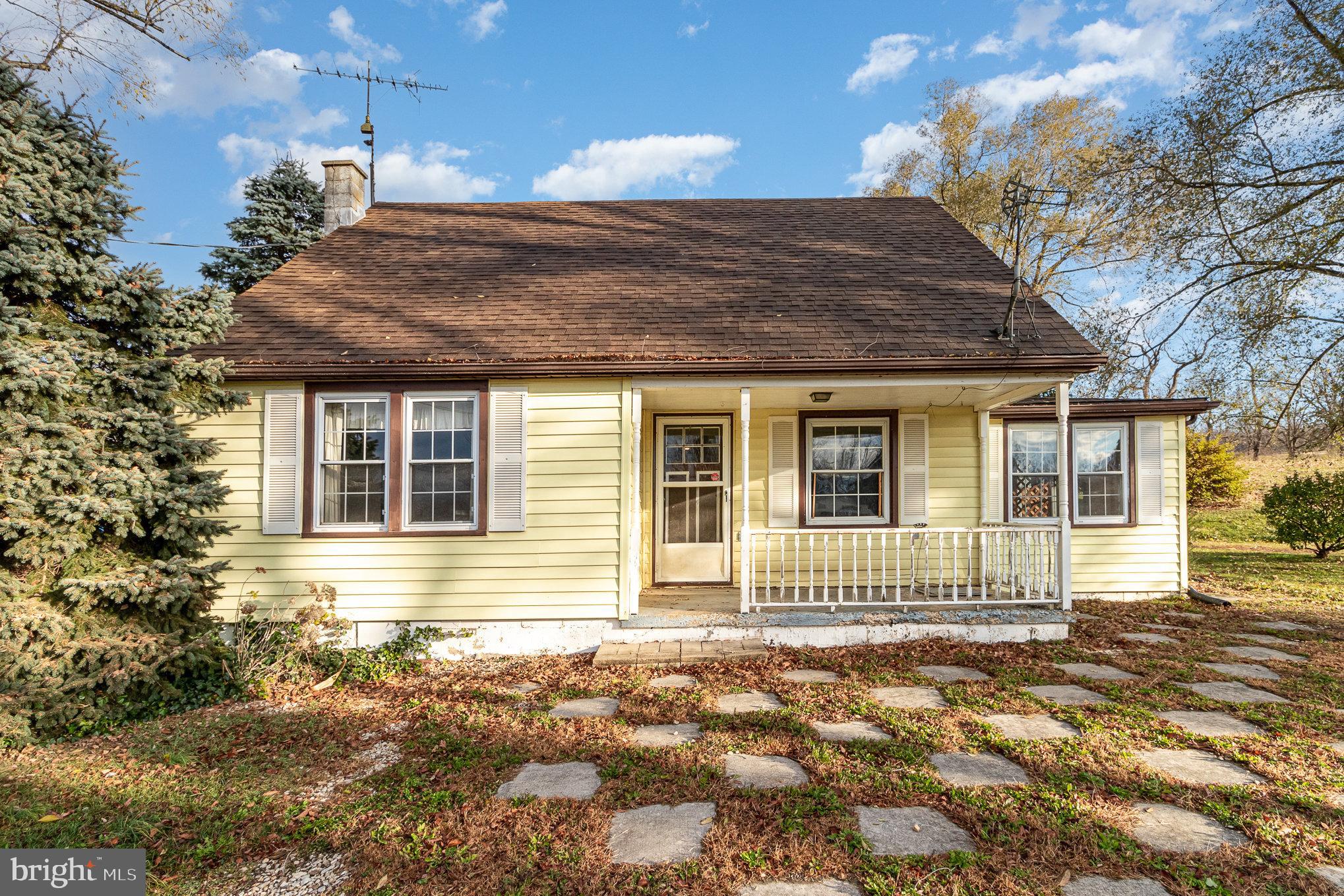 201 Kutz Road Carlisle, PA 17015 - Photo 1 of 29 Gallery Image 1