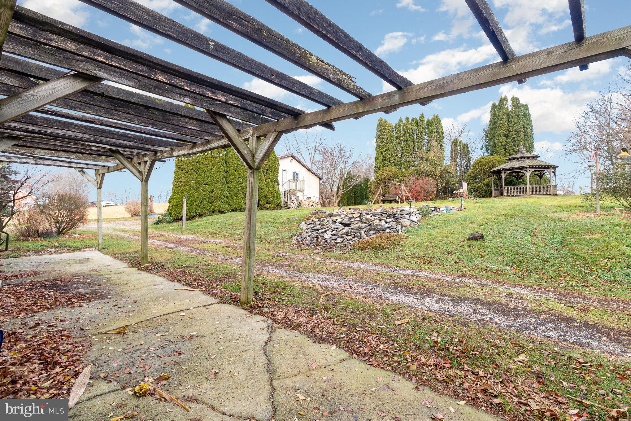 201 Kutz Road Carlisle, PA 17015 - Photo 24 of 29 Gallery Image 24