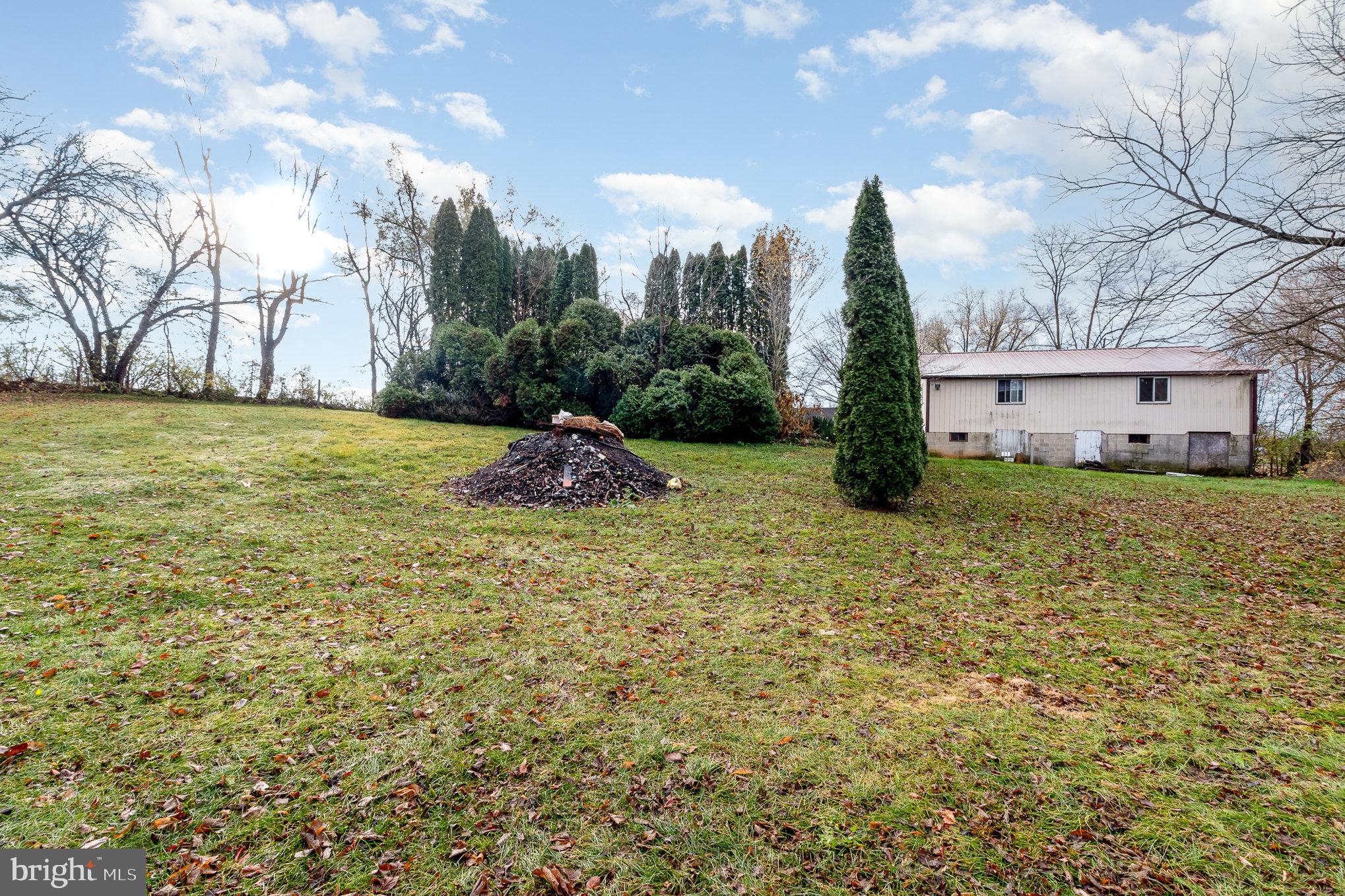 201 Kutz Road Carlisle, PA 17015 - Photo 26 of 29 Gallery Image 26