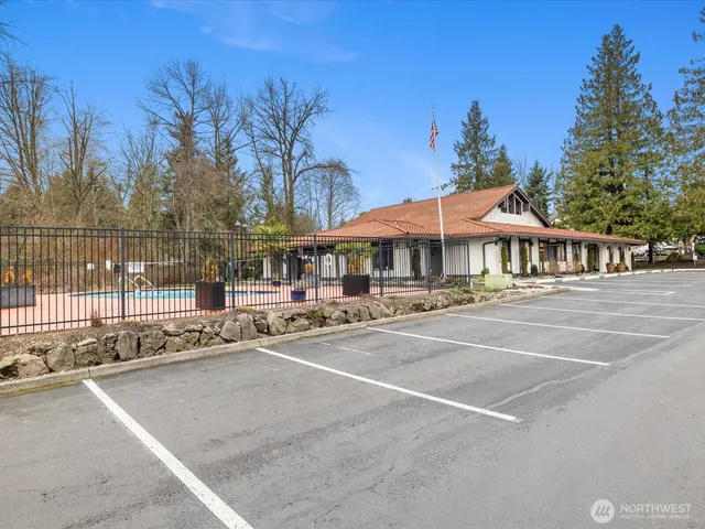 $125,000 | 620 112th Street Southeast, Unit 207, Everett, WA 98208