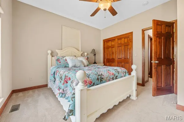 $700,000 | 500 Overlook Drive, Edwardsville, IL 62025