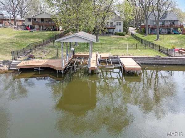 $700,000 | 500 Overlook Drive, Edwardsville, IL 62025