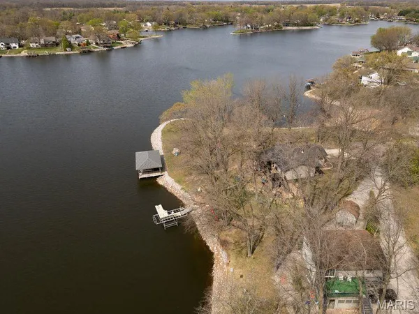$700,000 | 500 Overlook Drive, Edwardsville, IL 62025