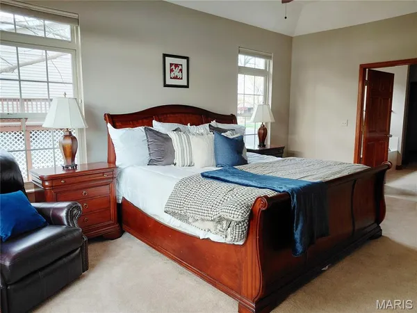 $700,000 | 500 Overlook Drive, Edwardsville, IL 62025