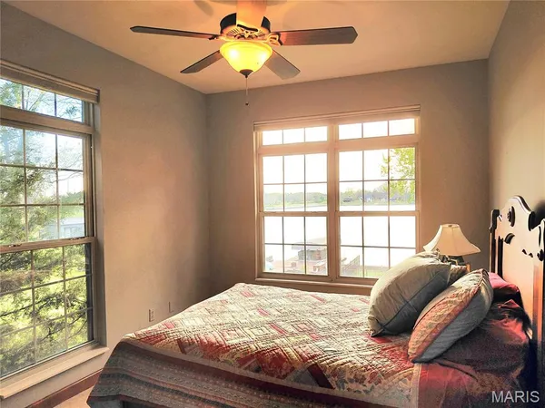 $700,000 | 500 Overlook Drive, Edwardsville, IL 62025