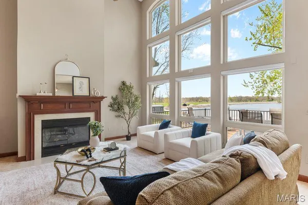 $700,000 | 500 Overlook Drive, Edwardsville, IL 62025