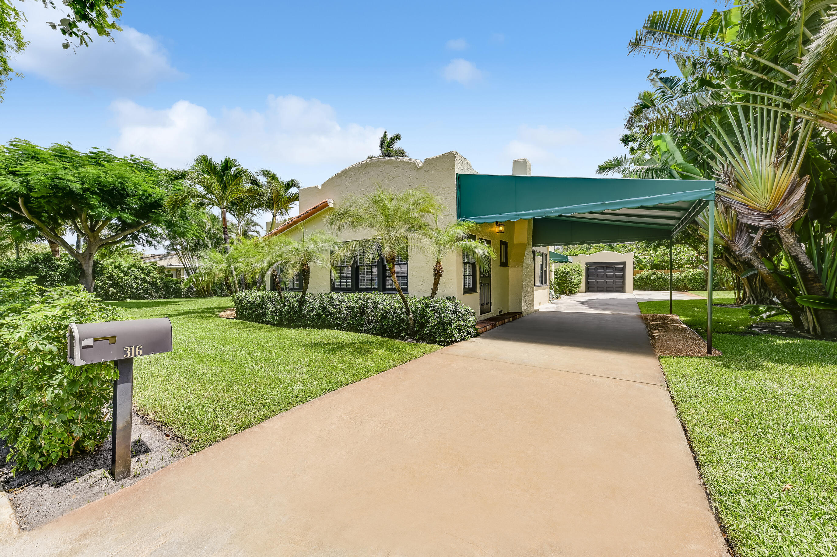 316 Pilgrim Road West Palm Beach, FL 33405 - Photo 1 of 1 Front