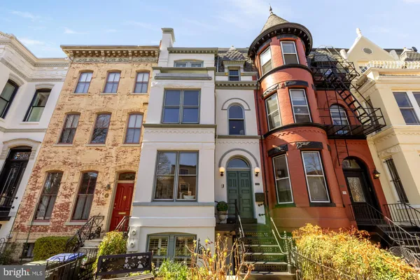 $1,745,000 | 111 5th Street Southeast, Washington, DC 20003