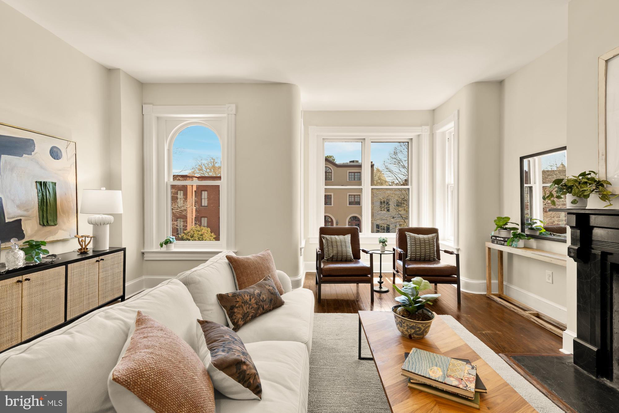 111 5th Street Southeast Washington, DC 20003 - Photo 18 of 42 A wonderful place to gather