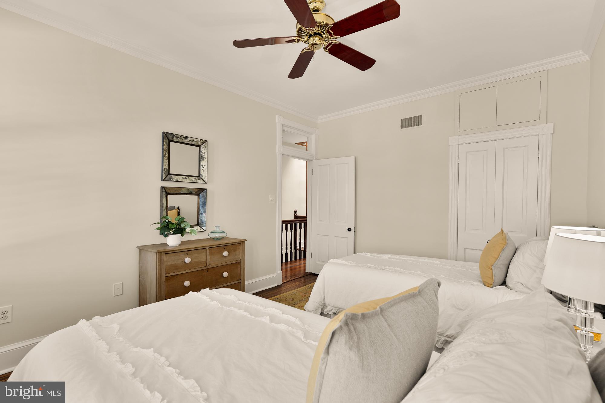 111 5th Street Southeast Washington, DC 20003 - Photo 26 of 42