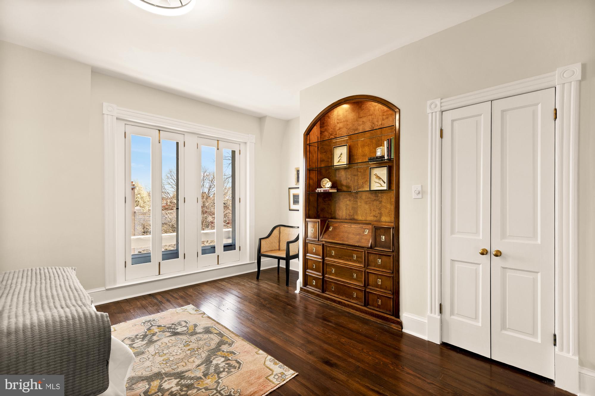 111 5th Street Southeast Washington, DC 20003 - Photo 28 of 42 Spacious and restful