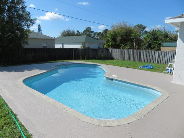 274 Southwest Ray Avenue Port St. Lucie, FL 34983 - Photo 15 of 18 IMG_8370